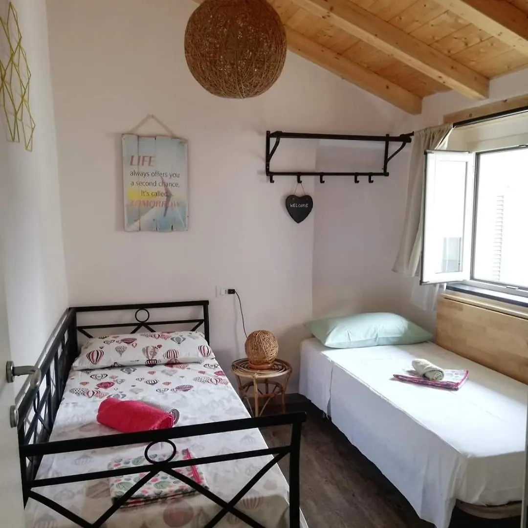 Casa Vacanza L'Ulivo Albenga Apartment
