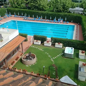 3* Aparthotel Aurora Wellness &